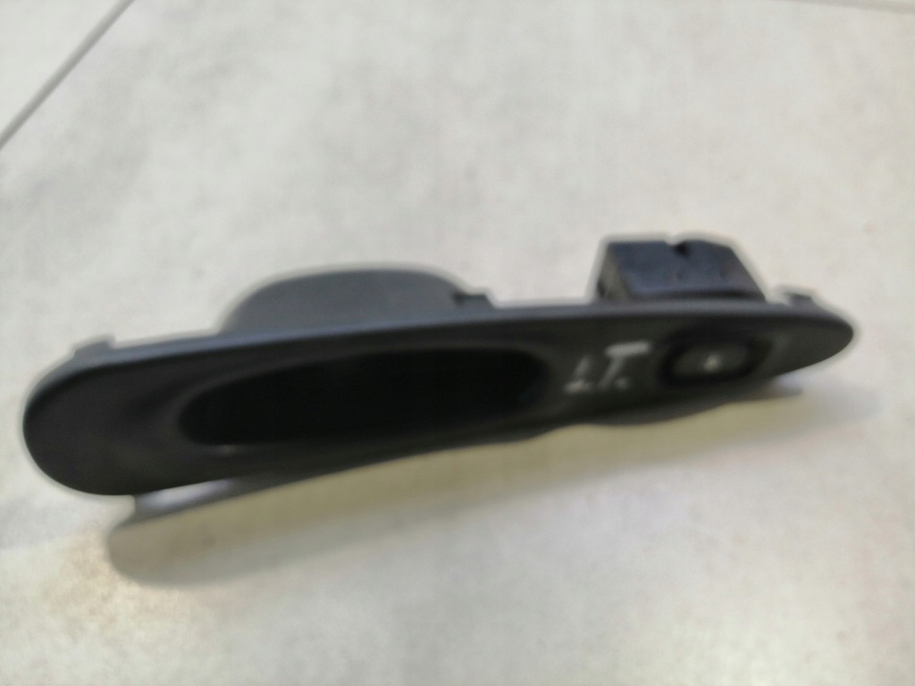 фото №8, Перемикач вікон лівий задня lantra ii 612w02940