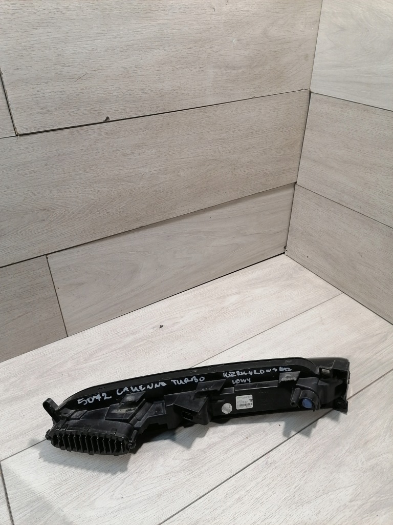 Cayenne turbo поворотник led левый 9y0953049 Доставка