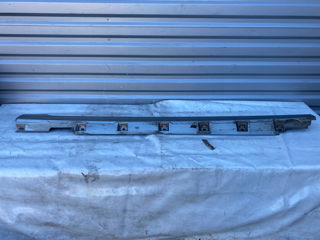 фото №1, Volkswagen passat b8 молдинг порог правая