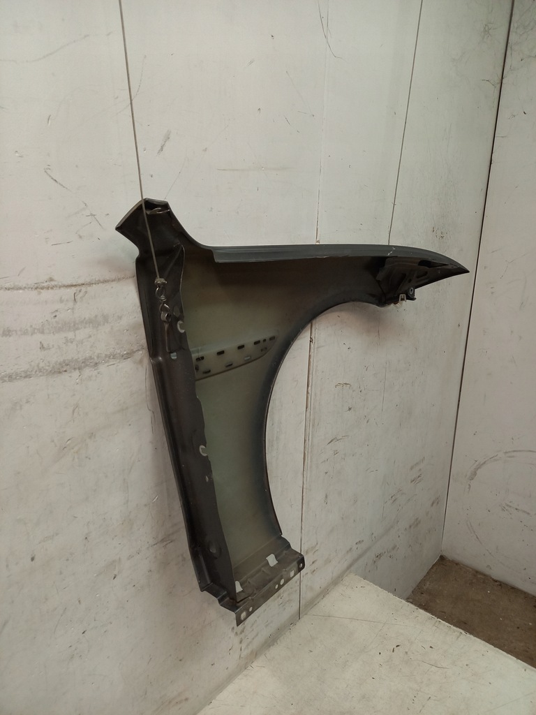 фото №13, Jaguar xe x760 gx73 крила лівий передній перед + молдинг напрямна кронштейн