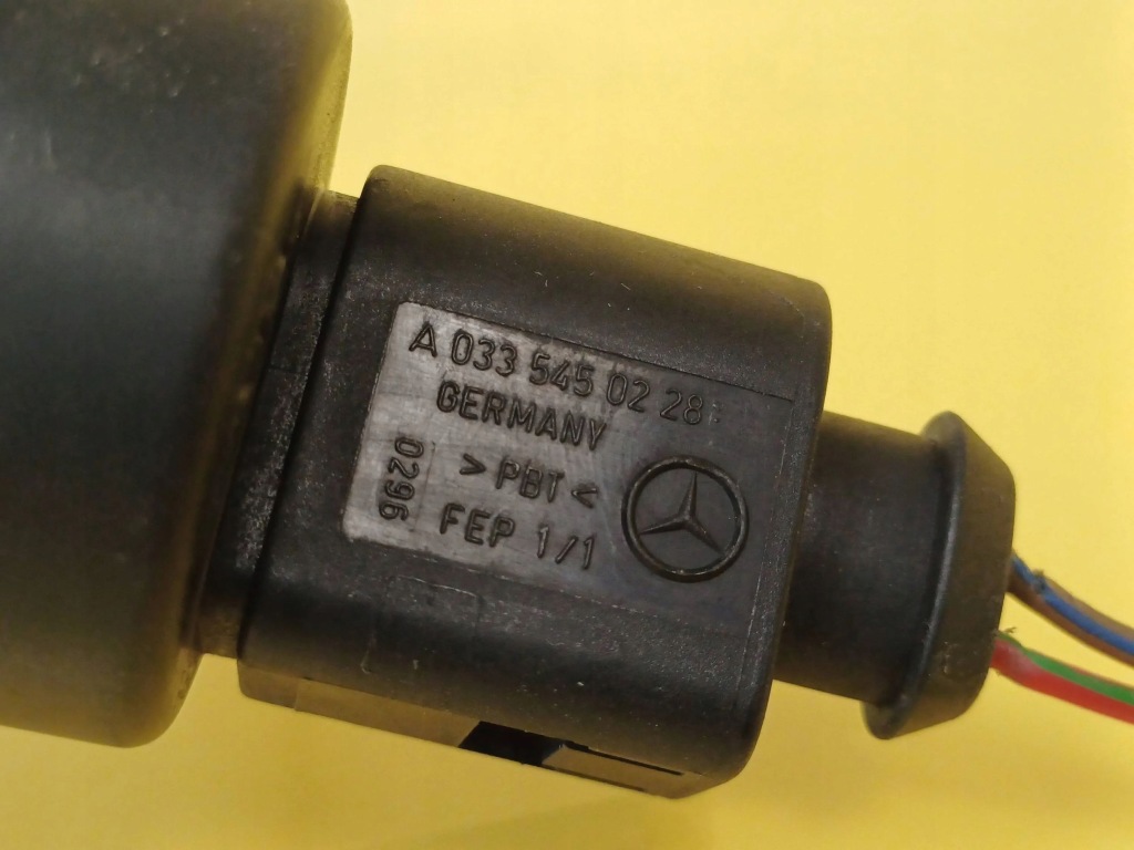 фото №5, Помпа распылителя стекло передней mercedes-benz e w210 a0335450228 nr12