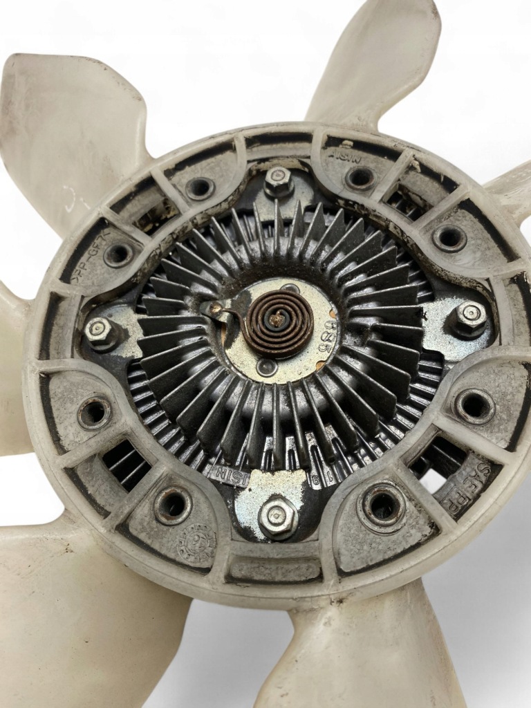 Toyota land cruiser j150 віскозна муфта вентилятора в Україні