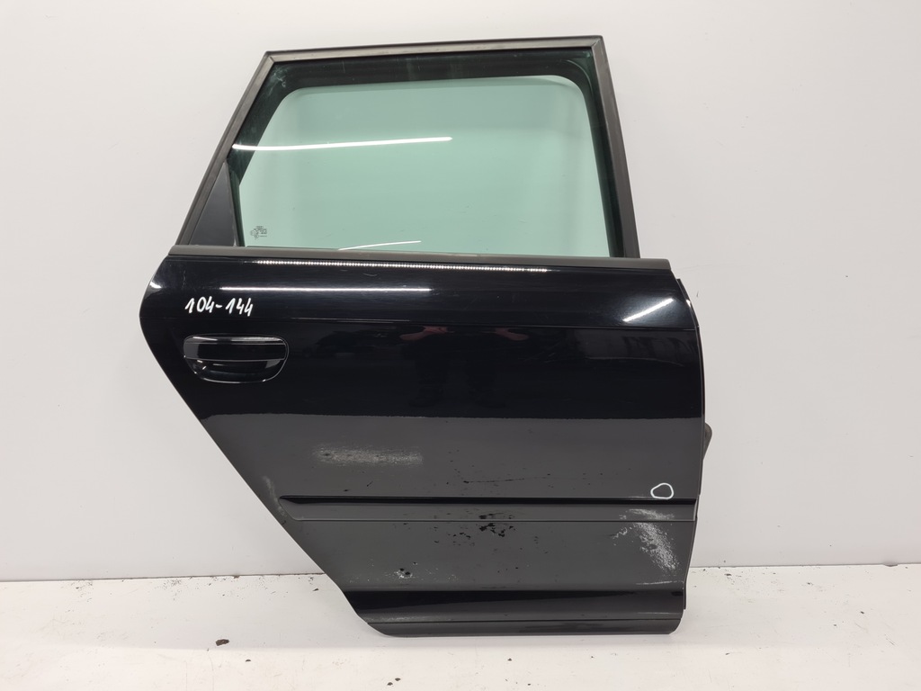 фото №1, Audi a3 8p sportback lift дверь правый задняя ly9b