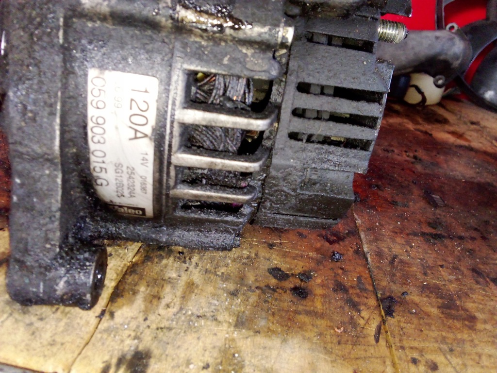 Генератор audi a4 b5 2,5tdi 059903015g 2542324a с Разборки