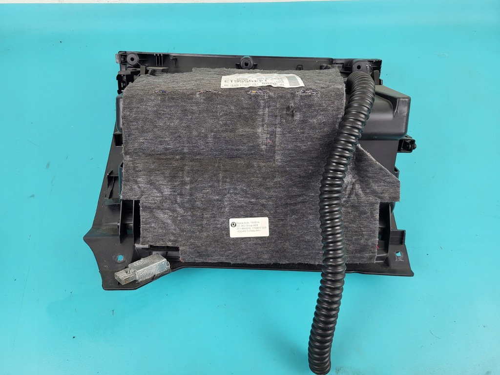 фото №6, Skoda superb ii lift 14r бардачок пассажира europa