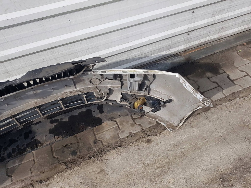 Skoda fabia 2 2 5j рестайлинг  10-14r roomster бампер перед передний lf9e Цена