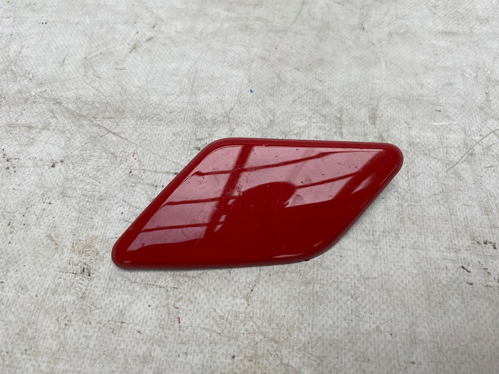 фото №1, Volvo s40 ii v50 lift 07- заглушка распылителя перед левая 30744954