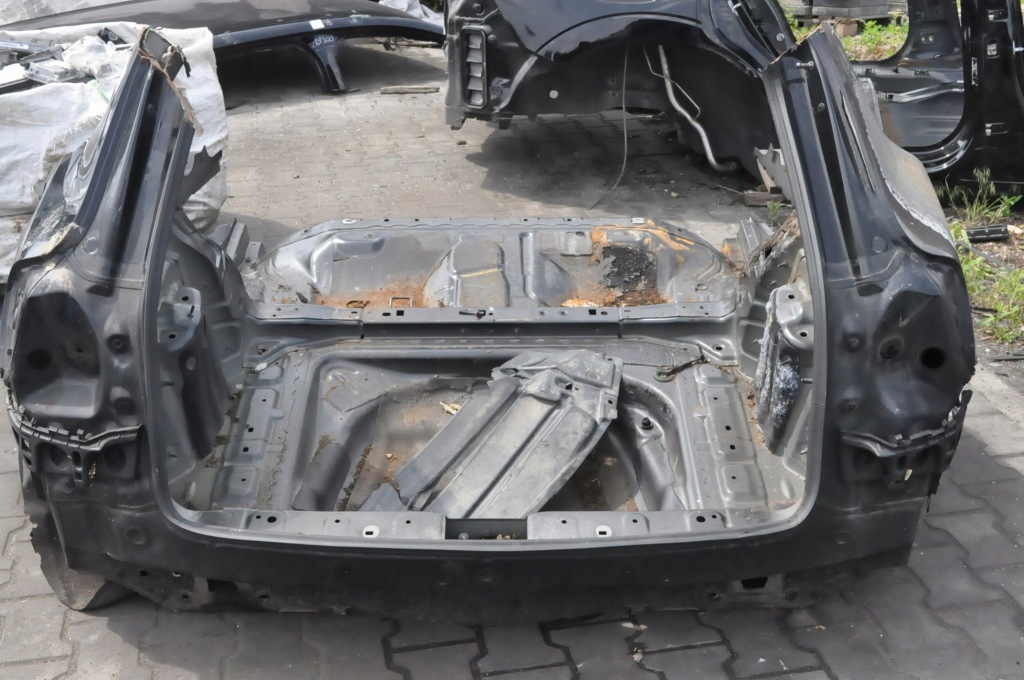 Купити Mercedes gla w156 x156 четвертина крило лівий правий задній панель  ванна  dup.