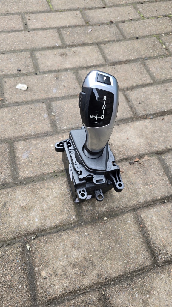 фото №1, Домкрат важіль передач bmw f30 f31 9296896