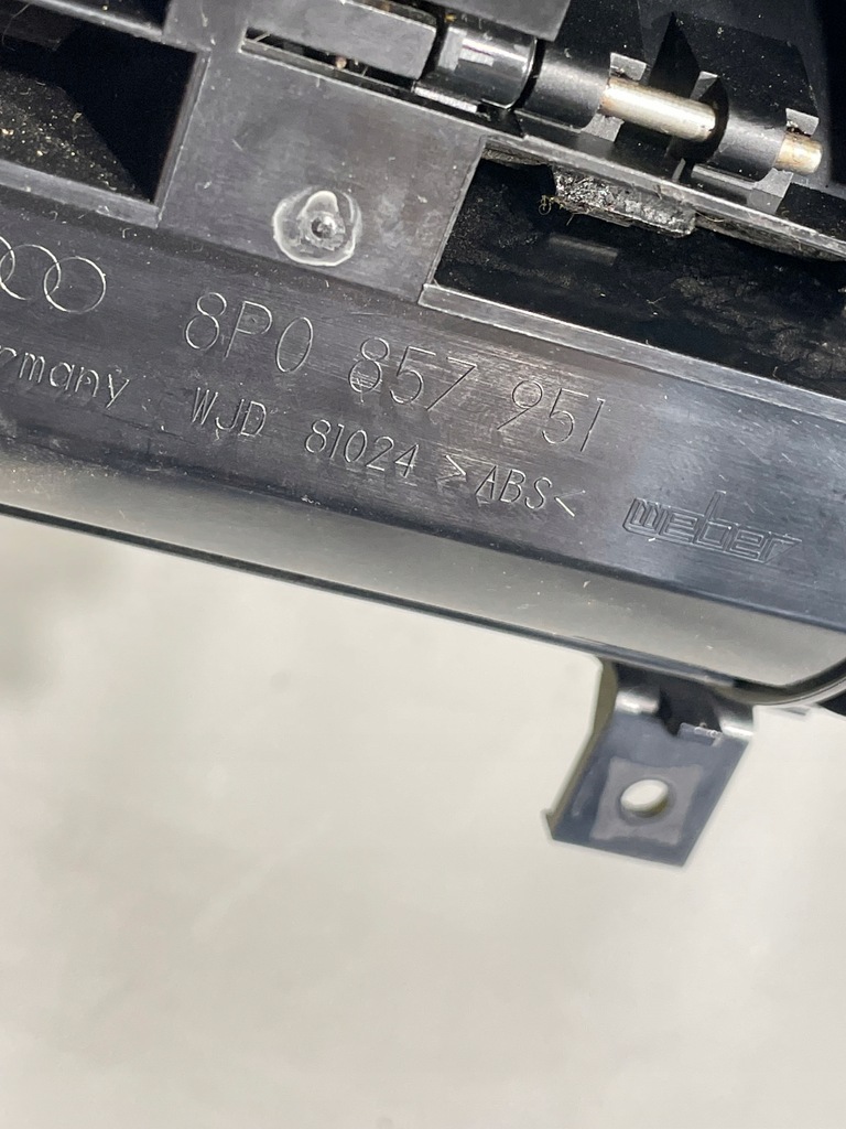 фото №5, Бардачок попільничка drewno audi a3 8p 8p0857951