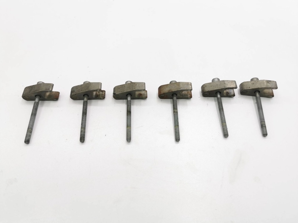 Купить Mercedes-benz cls c219 2006 комплект кронштейн / крепления форсунки