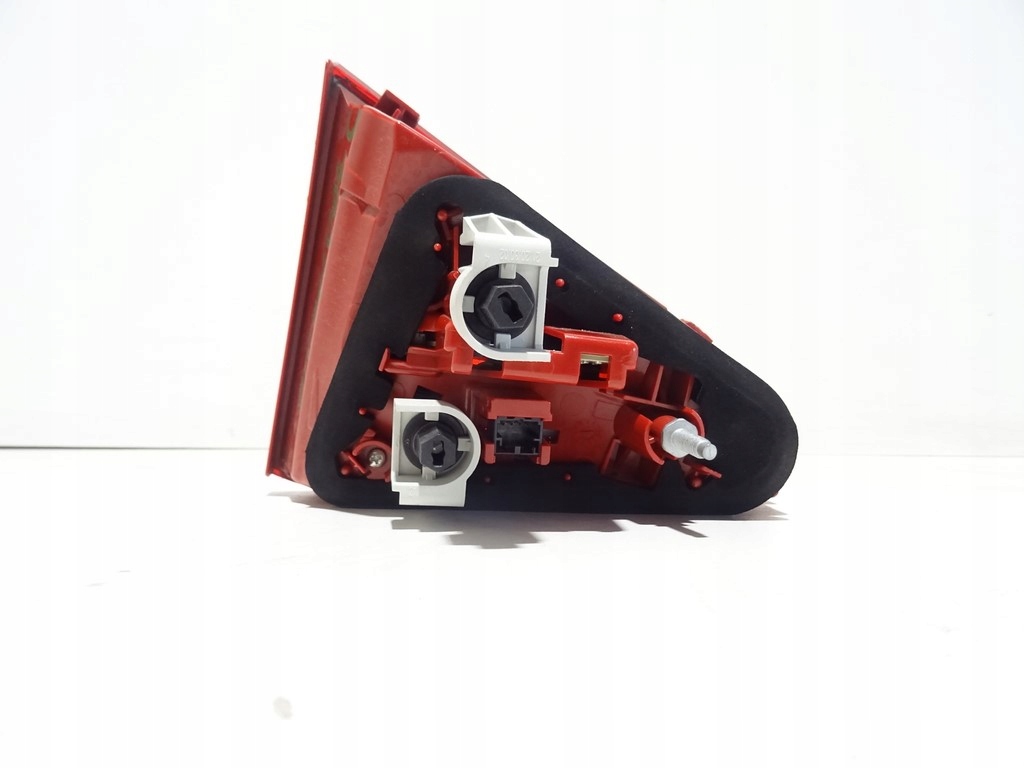 фото №2, Audi a5 8t sportback лампа led lift правый задняя