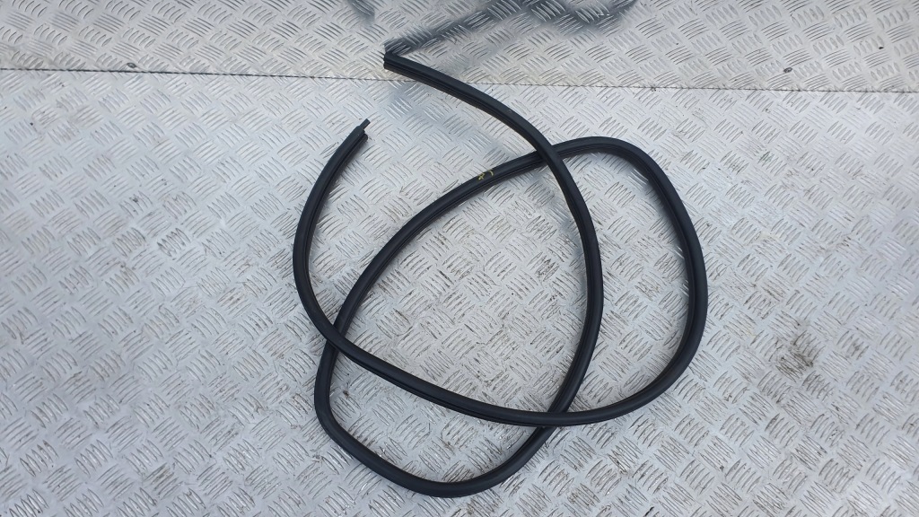 фото №1, Прокладка дверь правый задняя nissan micra k14 17-