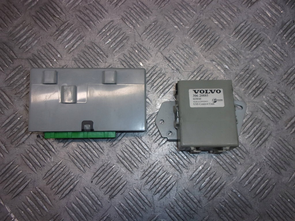 фото №1, Модуль замка центрального комплект 30620885 3063081 volvo v40