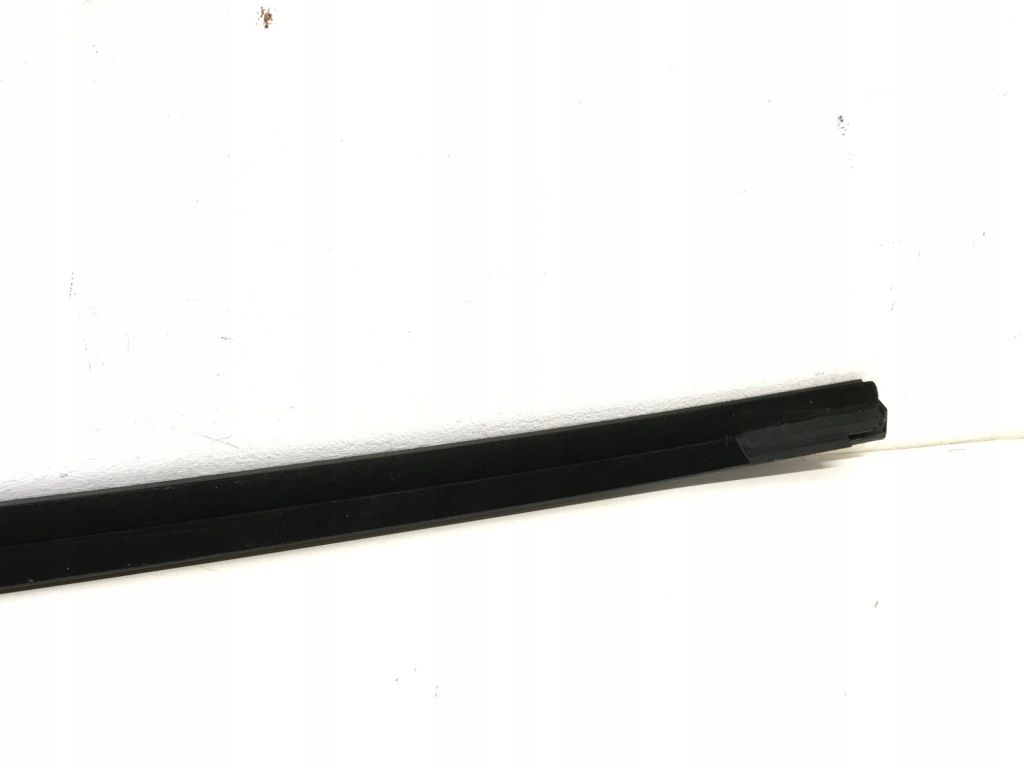 Tesla y молдинг стекло правая задняя 1495721-00-d с Разборки