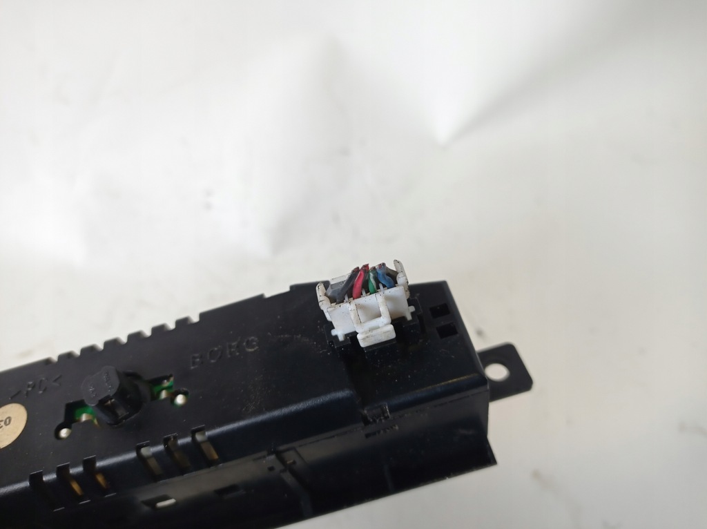 фото №6, Дисплей годинник mitsubishi carisma mr114346