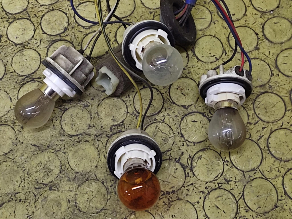 Chevrolet kalos фара правий задні Недорого