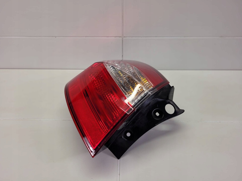 фото №11, Лампа задня ліва сторона kia rio 3 2015 92401-1w2