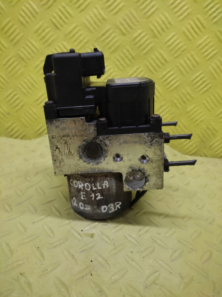 фото №6, Toyota corolla e12 kombi 2.0 d4d насос abs 0273004571