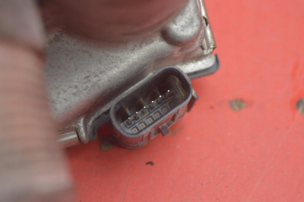 фото №8, Дросельна заслінка g4d3-9f991-aa 0280750610 jaguar xe x760 2.0 d 180 km 14-19