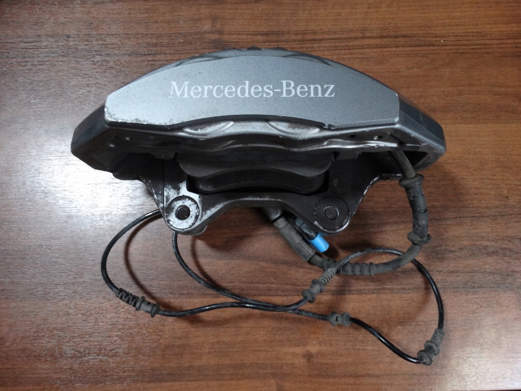 фото №1, Супорт гальмівний правий передній mercedes w217 1