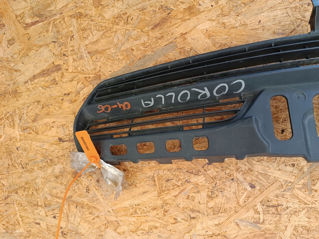 фото №12, Решётка радиатора решётка радиатора бампера toyota corolla e12 53111-02330 оригинал