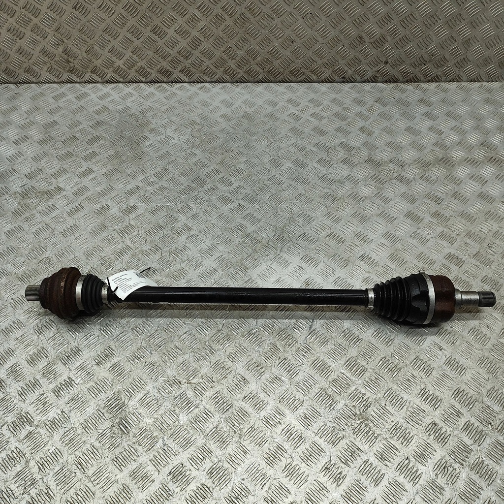 фото №1, Volkswagen id.4 2022 правая сторона приводной вал задняя