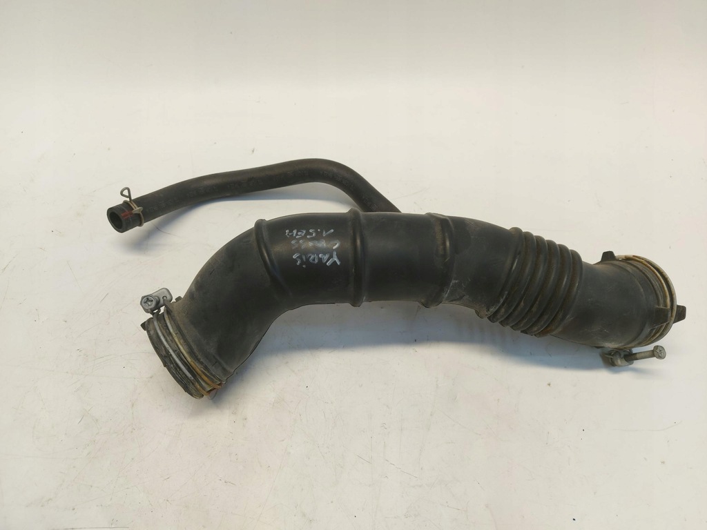 фото №1, Toyota yaris cross wąż шланг труба повітря 17880-k0040