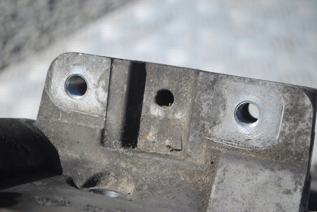 фото №5, Корпус распределительного вала audi a3 8p 1.6 fsi