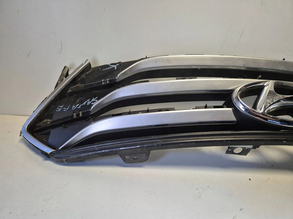 фото №11, Hyundai santa fe 2013 решётка радиатора радиатора повреждённая