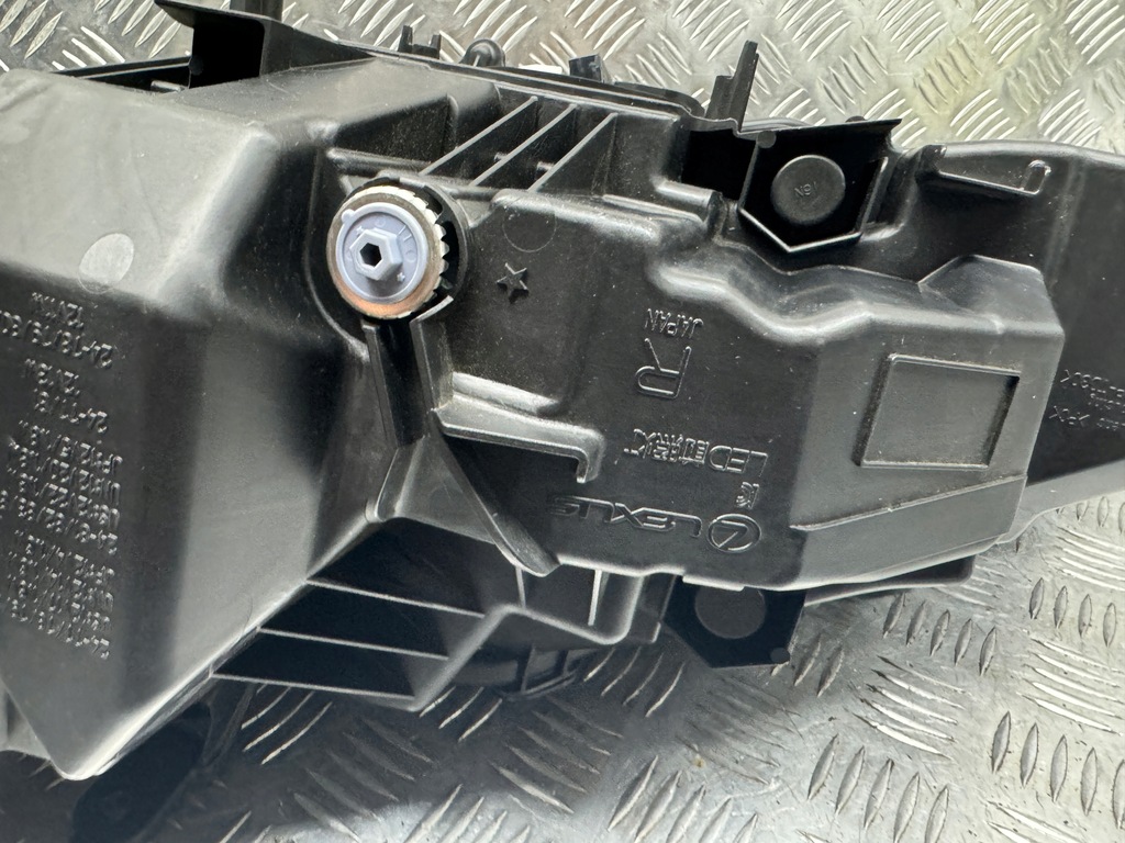 фото №12, Lexus rc 350 rcf rc200 2019 лампа передняя правая левая full led lift