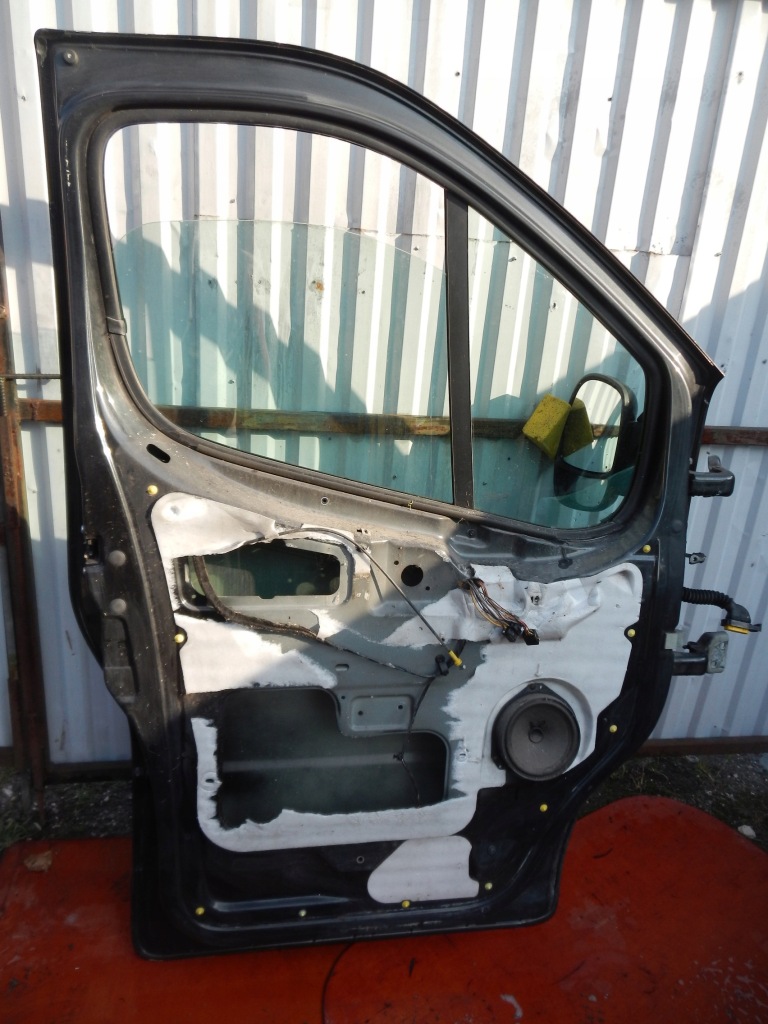 фото №14, Дверь левая перед trafic vivaro primastar 01-