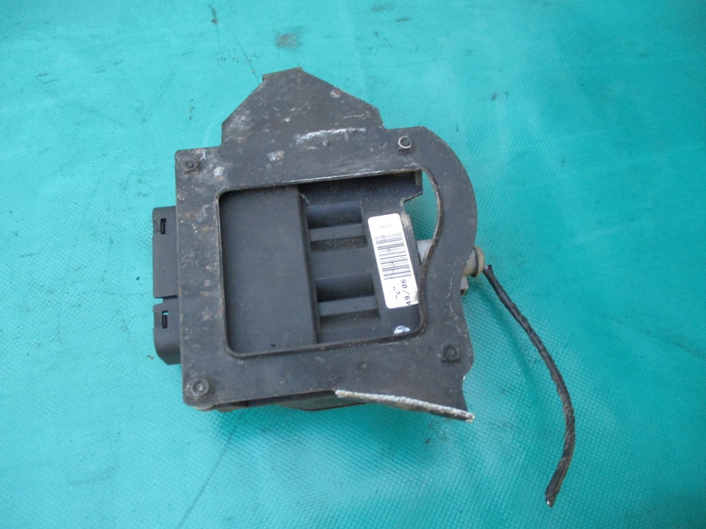 фото №4, Vw polo 9n 1.4 tdi клапан магнитный 6q0906625a