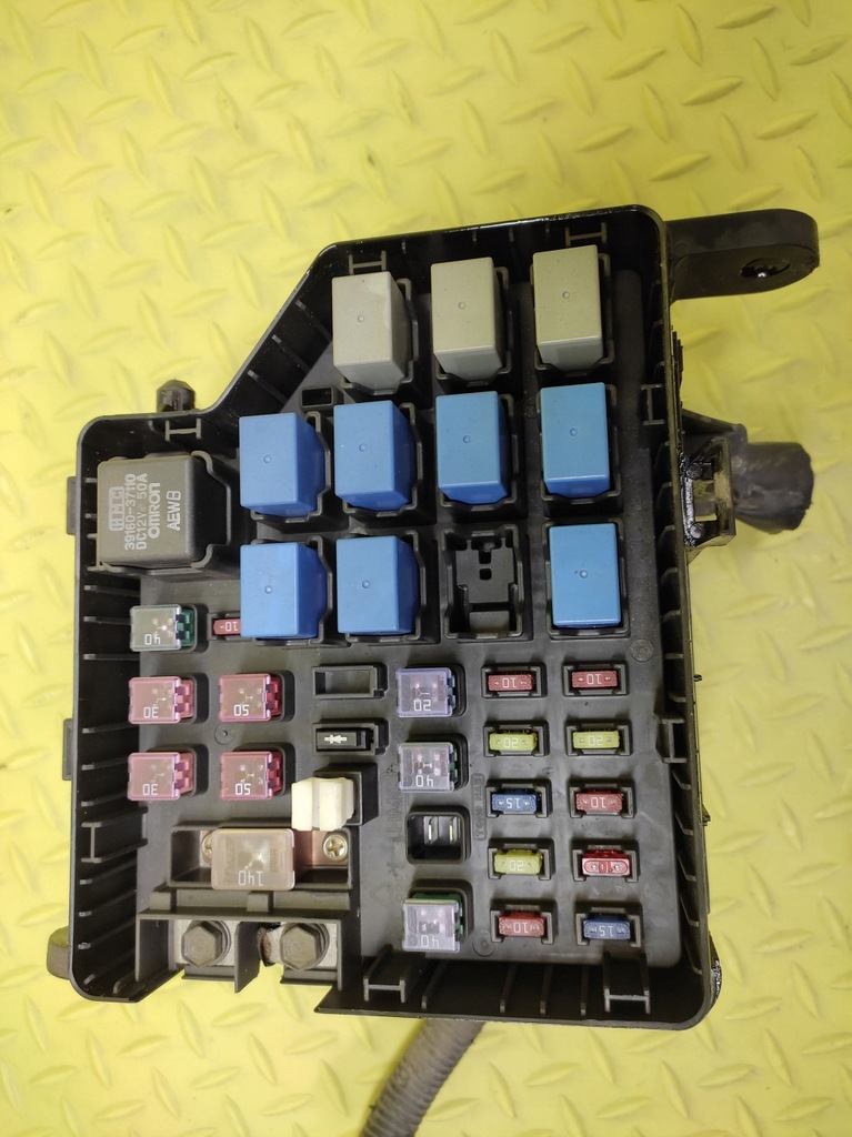 фото №9, Hyundai santa fe i коробка запобіжників 9121326003