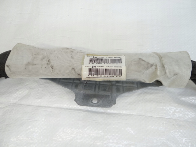фото №5, Peugeot 5008 i правая шторка безопасности воздушная air bag 9801665880