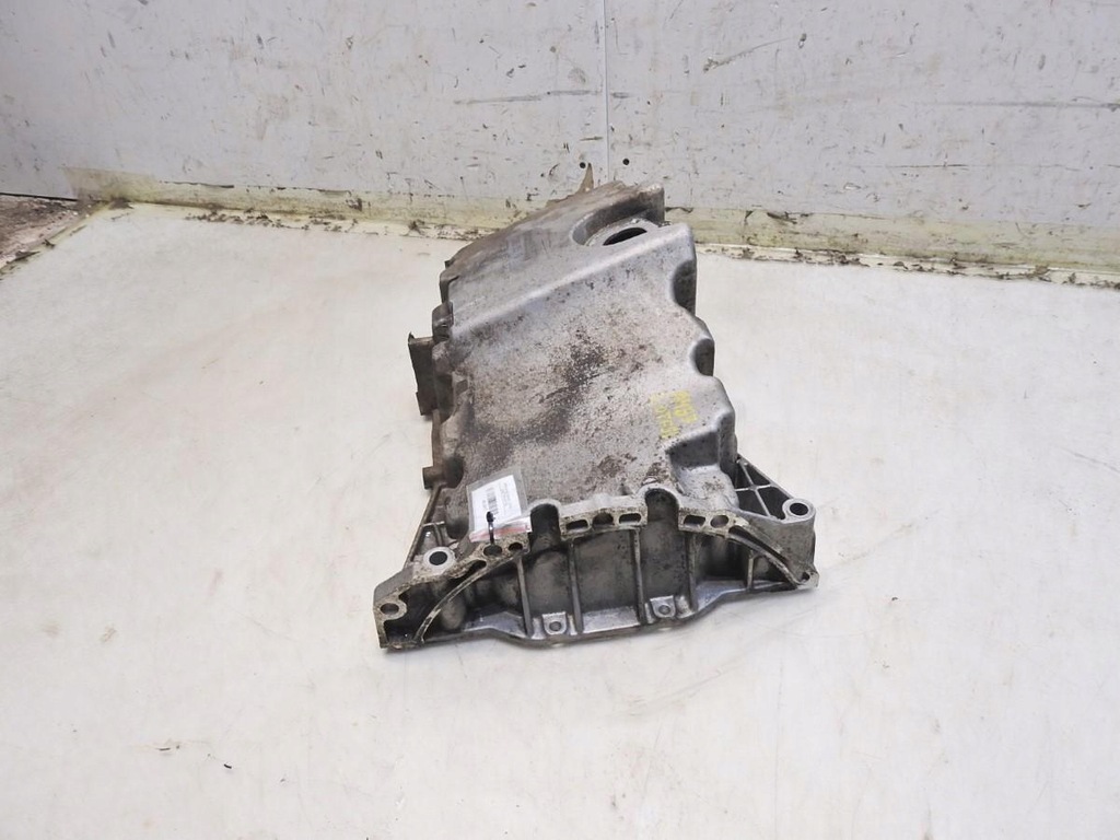 фото №7, Поддон масляная audi a4 b7 2.0 tfsi 06b103603as