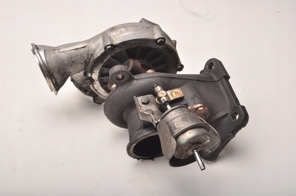 фото №8, Volvo xc60 i 2.4 d5 турбина турбонагнетатель 31293086/36002757