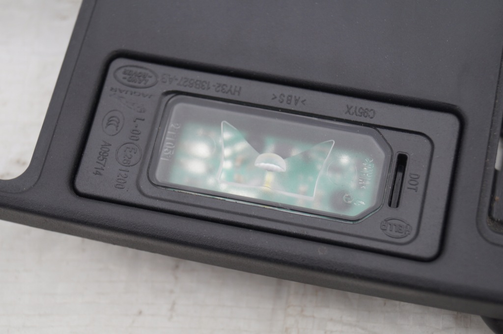 фото №5, Микровыключатель ручка крышки задняя land range rover velar