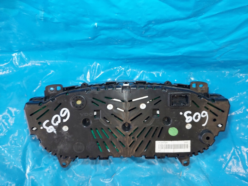 фото №11, Счетчик приборная панель fiat 500l 52003375