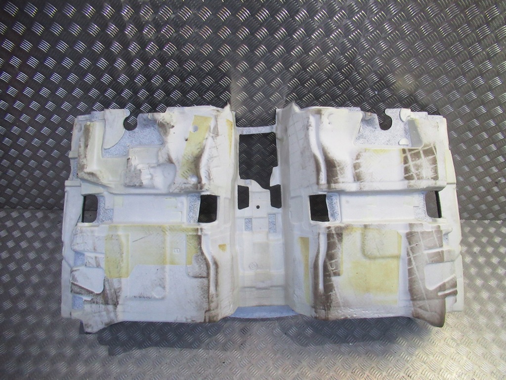 фото №5, Обшивка задня килимок задня mercedes c klasa w206 sedan