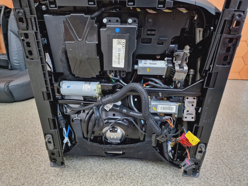 фото №13, Audi a8 s8 d4 4h салон сидіння масаж вентиляція підігрів bose