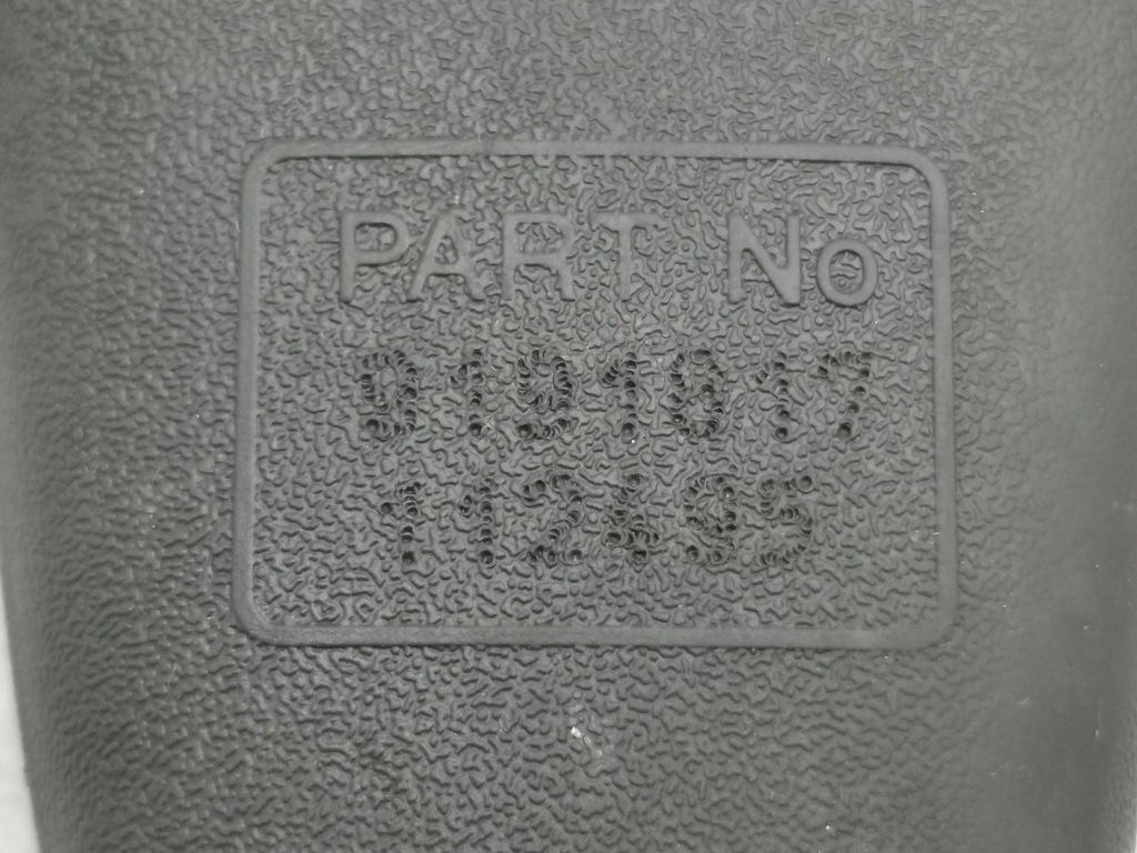 фото №8, Volvo xc90 2004 пряжка передній поперечина безпеки