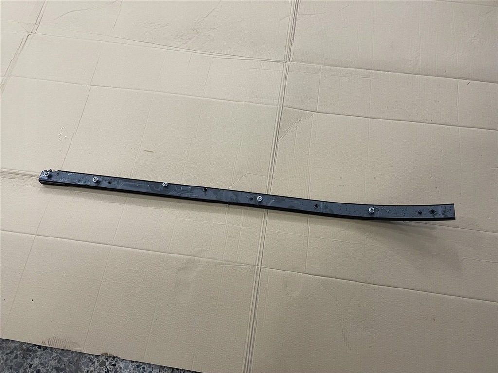 фото №6, Направляющая дверь верхний mercedes sprinter 907 w907 910 w910 18-24r 2020r