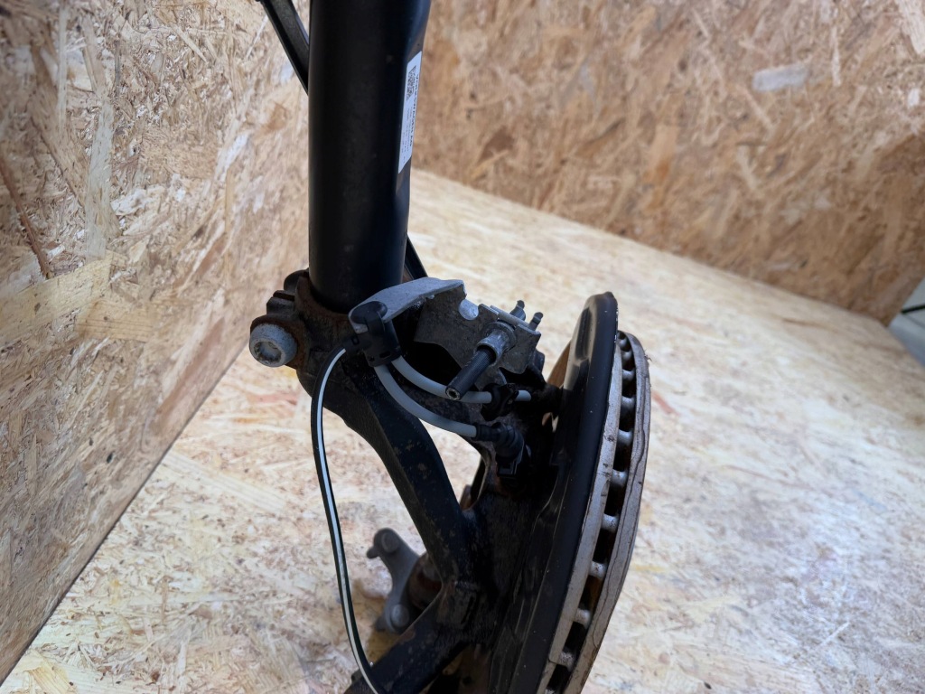 Подвеска амортизатор поворотный кулак правый  перед audi a3 8y 1.5tsi 5wa413023aj Киев