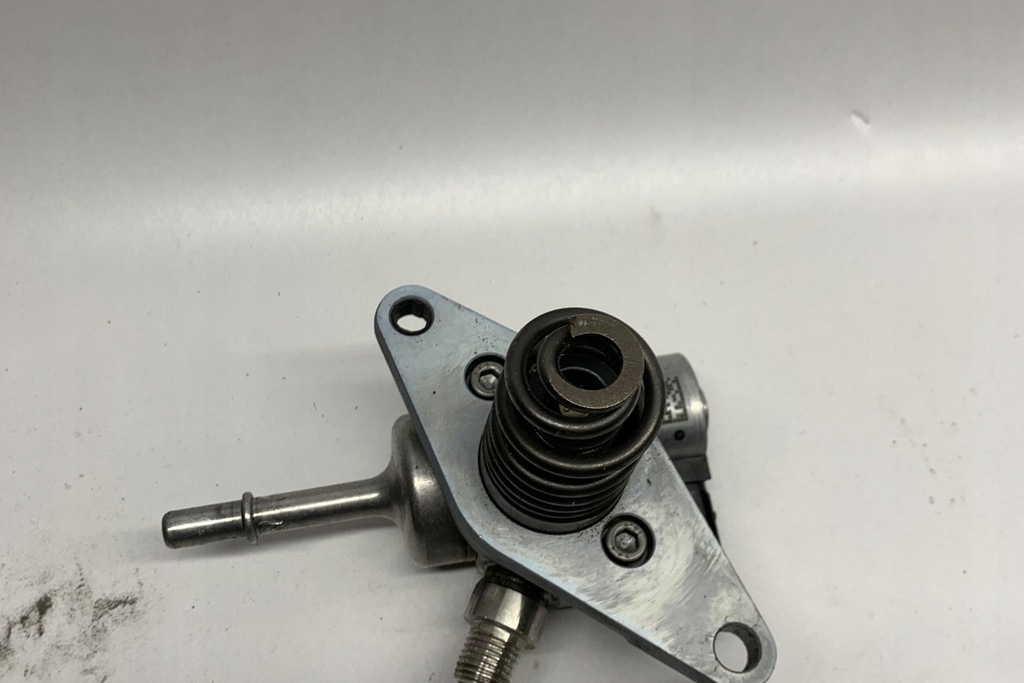 фото №12, Wysokociśnieniowa насос топливная chevrolet camaro cabrio 12697967 6.2l