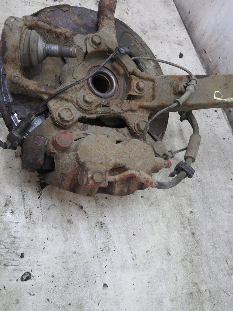 фото №4, Поворотный кулак правый перед jeep wk2 3.0 crd