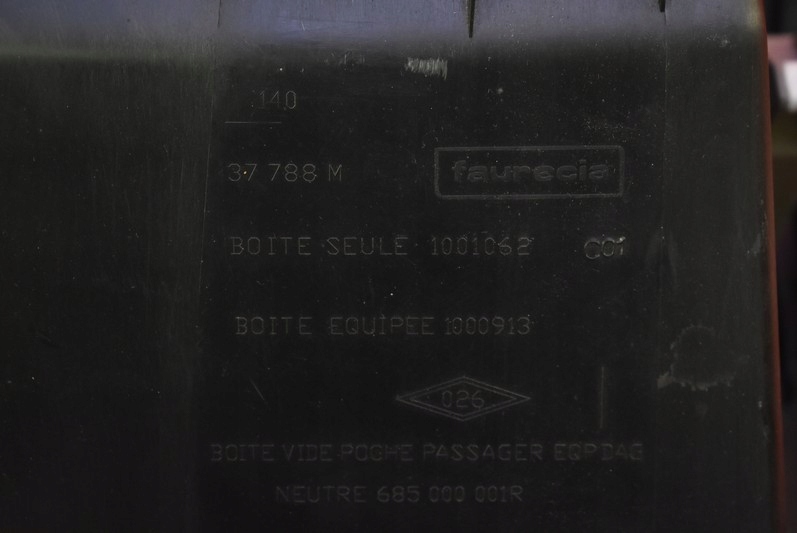 фото №7, Бардачок пассажира eu 685000001r eu renault laguna 3 iii 07-15