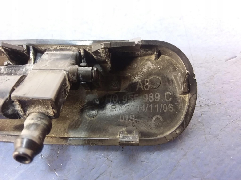 фото №5, Audi a8 d4 форсунки омивачі скло перед kpl