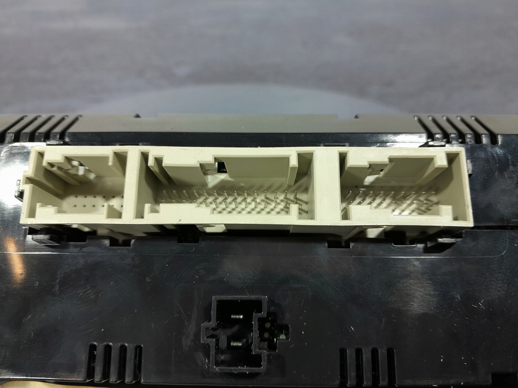 фото №6, Mercedes r w251 панель перемикач кондиціонера обдув a2518707289