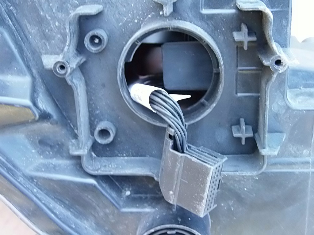 фото №11, Лампа правый перед 5jb941016c skoda rapid